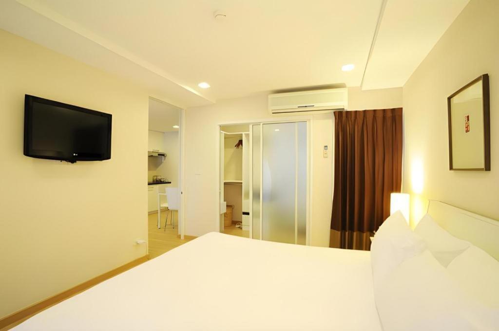 Baan K Residence Bangkok Luaran gambar
